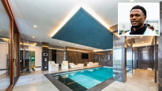 hth基因-米体：奥蓬达搬进C罗博格巴住过的别墅 占地1000平米+300平米花园